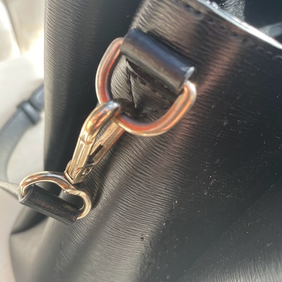 DKNY Paige Satchel in Black - Medium Size 👜👛👝 - Picture 9 of 11